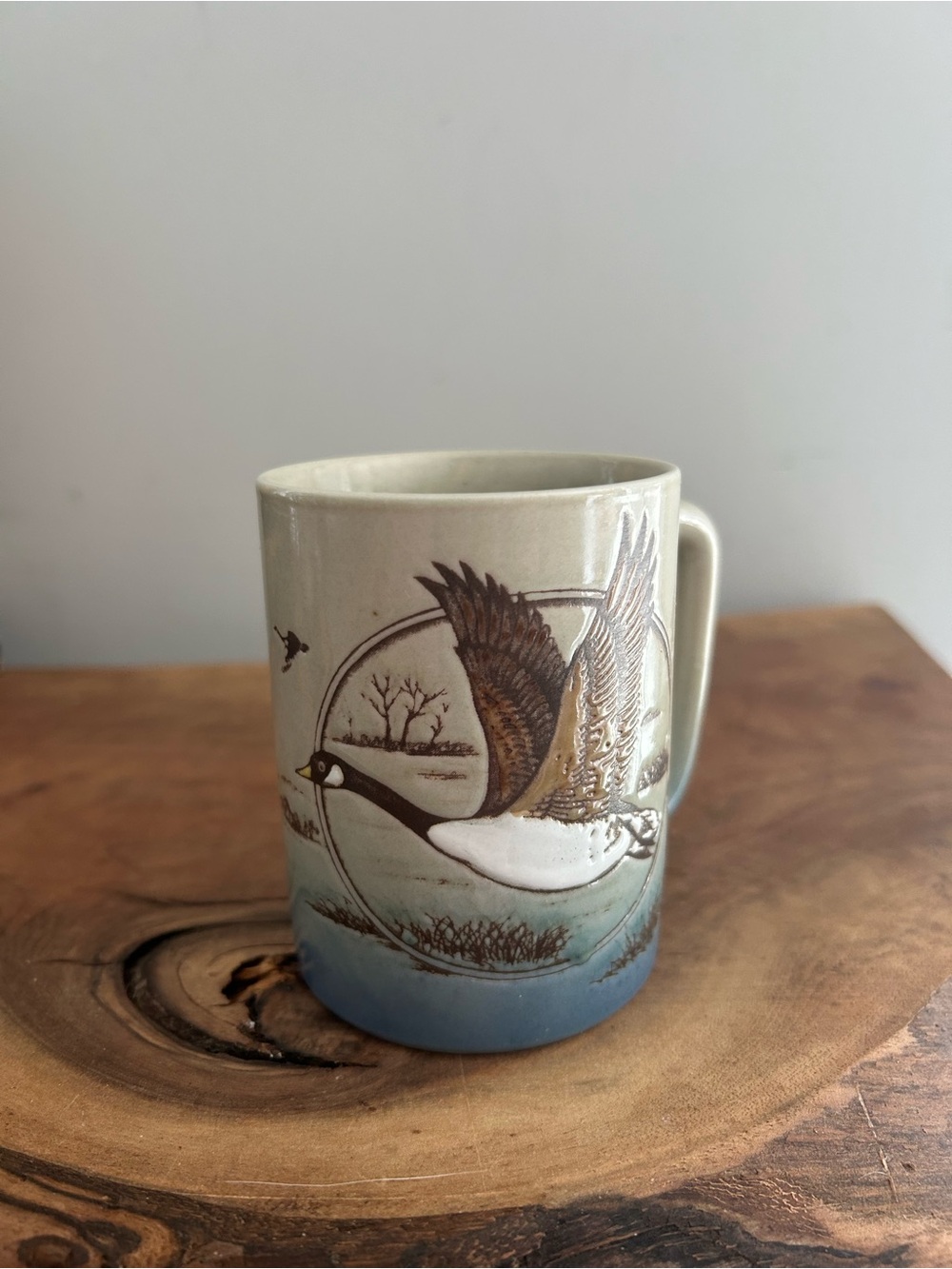 Vintage Otagiri Canadian Goose Bird Flying Stoneware Coffee Mug Blue Grey